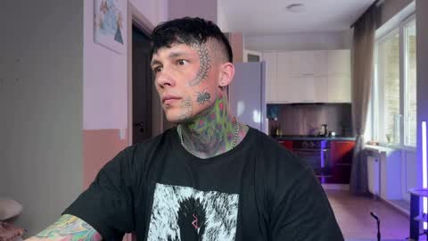 Tom online show from 6, 4, 2026