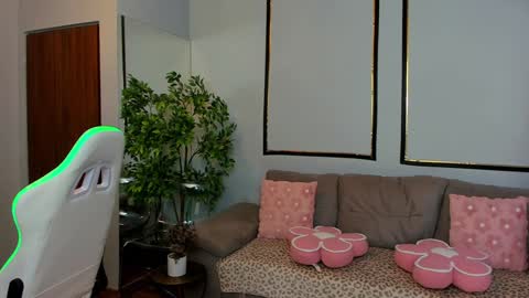 Anya online show from 26, 3, 2026