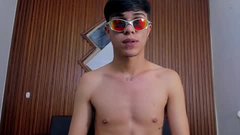 anyelo_sexyhot online show from 9, 2, 2025