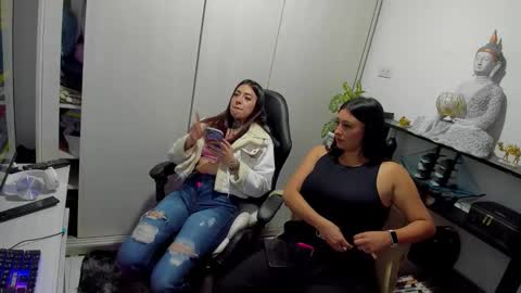 Any online show from 21, 11, 2025