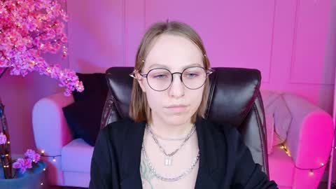 Snapshot of aphexqueen chatting on 13, 12, 2024 APHEX QUEEN online show from 13, 12, 2024