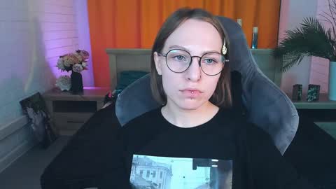 Snapshot of aphexqueen chatting on 14, 1, 2025 APHEX QUEEN online show from 14, 1, 2025