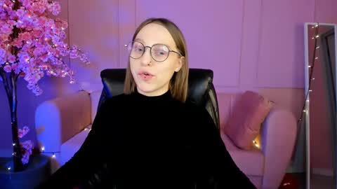 Snapshot of aphexqueen chatting on 21, 2, 2025 APHEX QUEEN online show from 21, 2, 2025