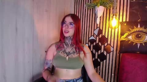 Snapshot of aphrodite__bloom chatting on 8, 5, 2026 aphrodite__bloom online show from 8, 5, 2026