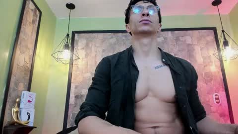 Snapshot of apolo_crus chatting on 6, 10, 2025 apolo_crus online show from 6, 10, 2025