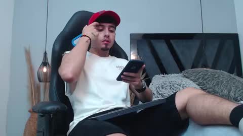 Apolo online show from 15, 11, 2025