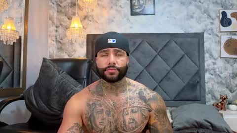 Snapshot of apolo_rousse chatting on 10, 9, 2025 Apolo online show from 10, 9, 2025