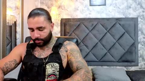 Snapshot of apolo_rousse chatting on 16, 9, 2025 Apolo online show from 16, 9, 2025