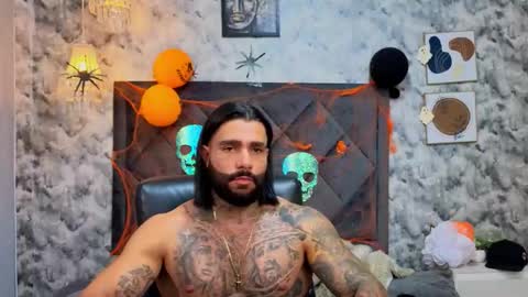 Snapshot of apolo_rousse chatting on 21, 10, 2025 Apolo online show from 21, 10, 2025