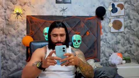 Snapshot of apolo_rousse chatting on 23, 10, 2025 Apolo online show from 23, 10, 2025