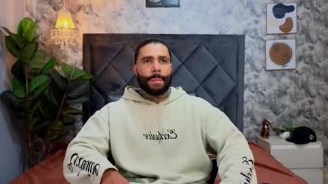 Snapshot of apolo_rousse chatting on 14, 11, 2025 Apolo online show from 14, 11, 2025