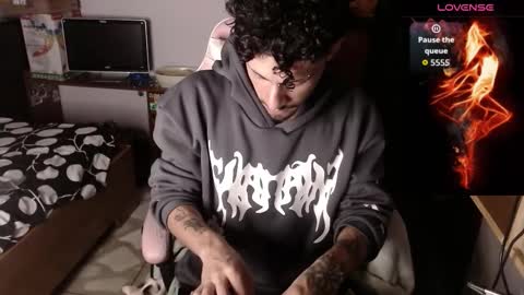 Snapshot of apolo_s chatting on 3, 2, 2026 Andres online show from 3, 2, 2026