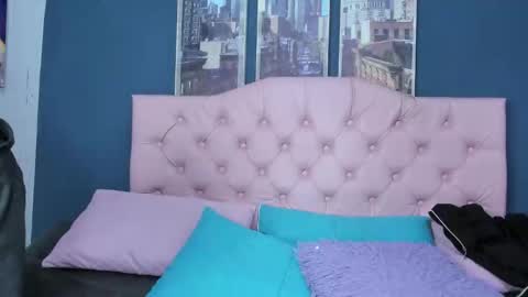 Snapshot of applehot_lr chatting on 19, 9, 2025 sofi y kevin online show from 19, 9, 2025