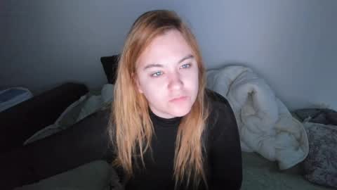 Snapshot of appleyummybuns chatting on 9, 6, 2026 appleyummybuns online show from 9, 6, 2026