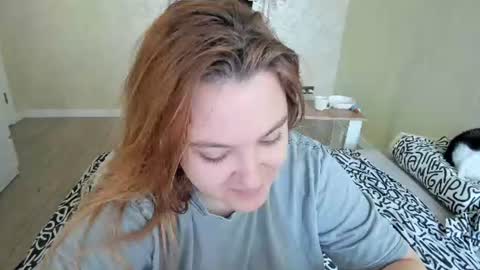 Snapshot of appleyummybuns chatting on 13, 7, 2026 appleyummybuns online show from 13, 7, 2026