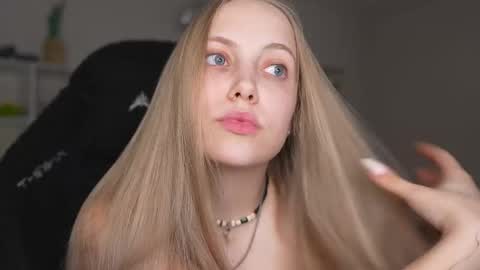  REYNA  my friend   online show from 4, 5, 2026