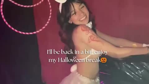   online show from 29, 10, 2025