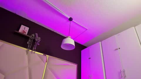 April online show from 11, 2, 2026