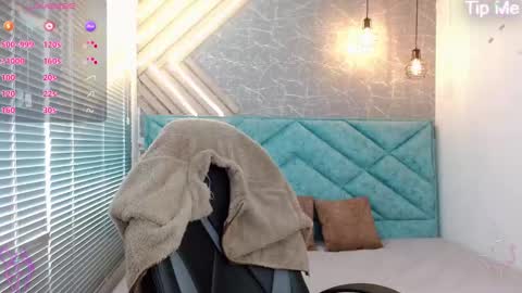  April  online show from 21, 2, 2025