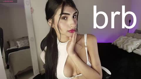 Scarlett Independent Model  online show from 4, 6, 2026