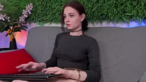 April online show from 5, 3, 2025