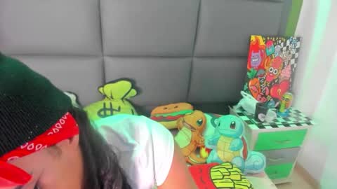 aprill_fox online show from 19, 11, 2025