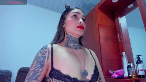 Aprill Vagner online show from 14, 1, 2025