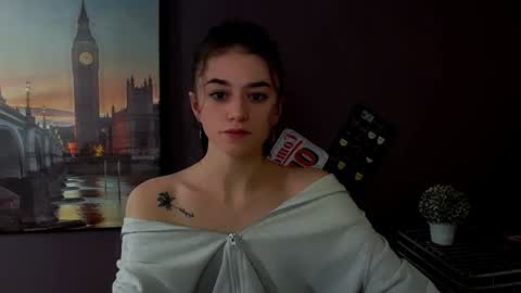 Aprill online show from 20, 1, 2025