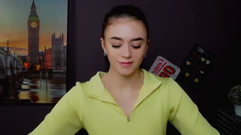 Aprill online show from 25, 1, 2025