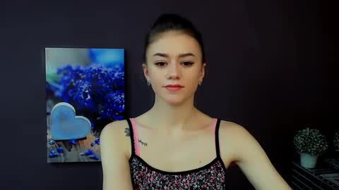 Aprill online show from 25, 2, 2025