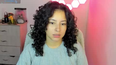 aqua emilly online show from 4, 11, 2025