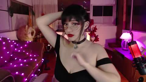 Snapshot of aquamarinebubble chatting on 27, 9, 2025 Zam independent model online show from 27, 9, 2025