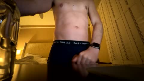 aquawear online show from 28, 2, 2025