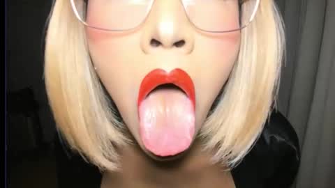 Alicia online show from 12, 10, 2025