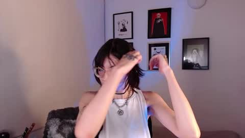 Snapshot of arabella_stone chatting on 8, 11, 2025 Arabella online show from 8, 11, 2025