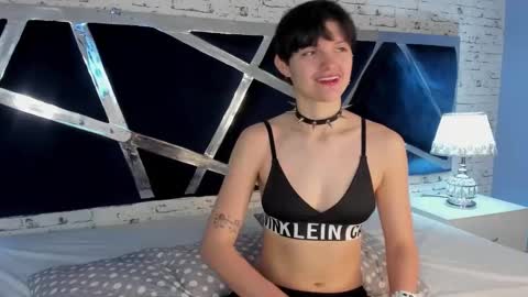 Snapshot of arabellablue chatting on 14, 10, 2025 ArabellaBlue online show from 14, 10, 2025