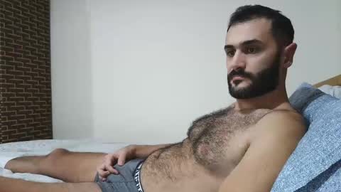 Snapshot of arabhairy90 chatting on 29, 1, 2025 hairycub online show from 29, 1, 2025