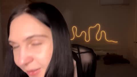 Emi online show from 22, 2, 2026