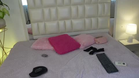   online show from 26, 1, 2025