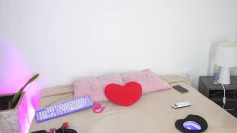   online show from 31, 7, 2026
