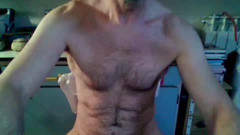 Snapshot of aragon3000 chatting on 5, 4, 2026 aragon3000 online show from 5, 4, 2026