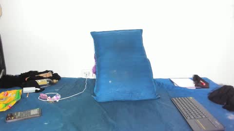 Arantza Hill online show from 1, 12, 2025