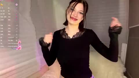 Caroline online show from 5, 3, 2026