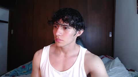 Snapshot of ares_aestheticgod chatting on 25, 2, 2025 Ares D online show from 25, 2, 2025