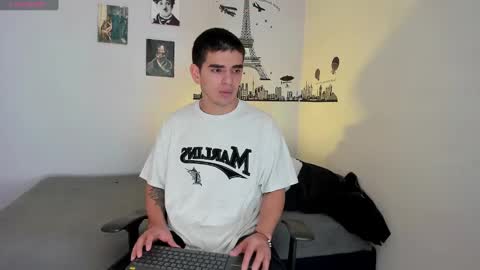 Snapshot of ares_johnsonn chatting on 19, 12, 2024 Ares online show from 19, 12, 2024