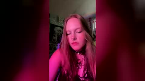 Snapshot of areyawatching0_0 chatting on 17, 6, 2026 areyawatching0_0 online show from 17, 6, 2026