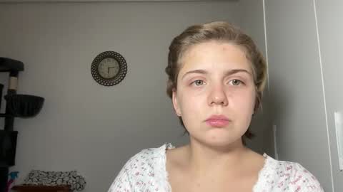 Snapshot of ari_crystal chatting on 11, 2, 2026 ari_crystal online show from 11, 2, 2026