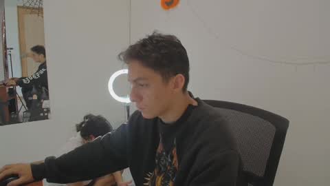 aria_arthur online show from 12, 10, 2025