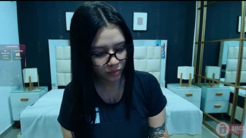 Snapshot of aria_bloomer chatting on 29, 5, 2026 Ari online show from 29, 5, 2026
