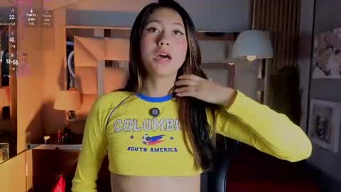 Snapshot of aria_joness_ chatting on 23, 6, 2026 Aria Jones online show from 23, 6, 2026